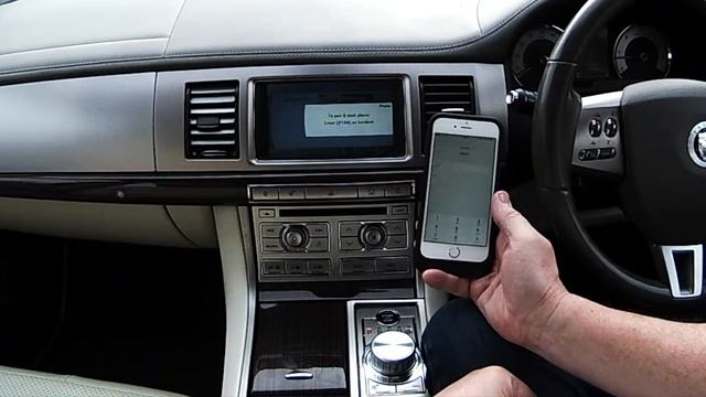 How to pair your iPhone to the bluetooth system in a JAGUAR XF 3 0d V6 Portfolio Auto 2010 60 смотреть онлайн