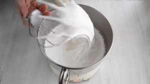 Юлия Смолл. Итальянская МЕРЕНГА ☆ Бюджетное ВЫРАВНИВАНИЕ для торта