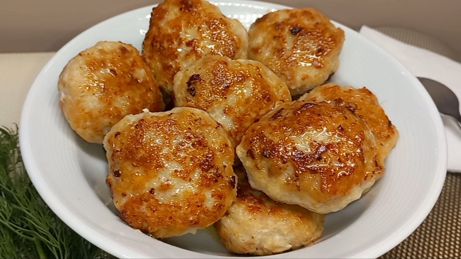 Сочные ДОМАШНИЕ КОТЛЕТЫ Куриные котлеты смотреть онлайн