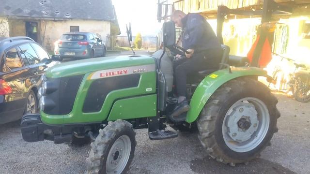 My new tractor Inverter CHERY RD254 A 4x4 was it worth buying?? смотреть онлайн
