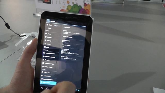 CES 2013 : Haier Pad Mini (7"), prise en main - par Test-Mobile.fr смотреть онлайн