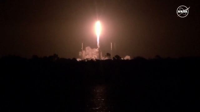 Lunar lander Odysseus successfully heads to moon, sticks the landing смотреть онлайн