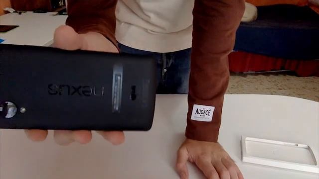 NEXUS 5 Unboxing...Spacchettiamo Tuttooooooo смотреть онлайн