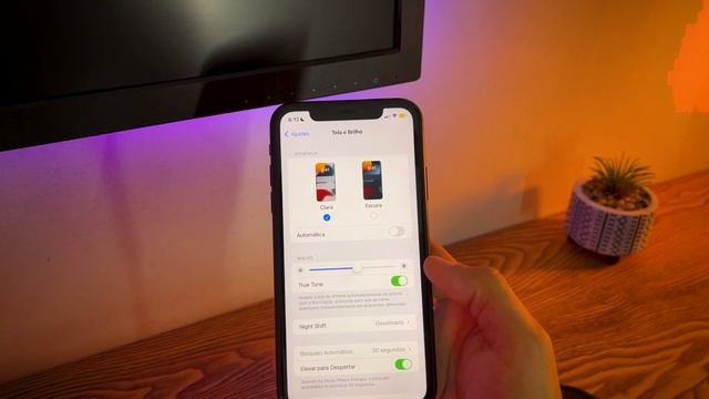 Como saber se a TELA e BATERIA do IPHONE XR ou IPHONE 11 é ORIGINAL? смотреть онлайн