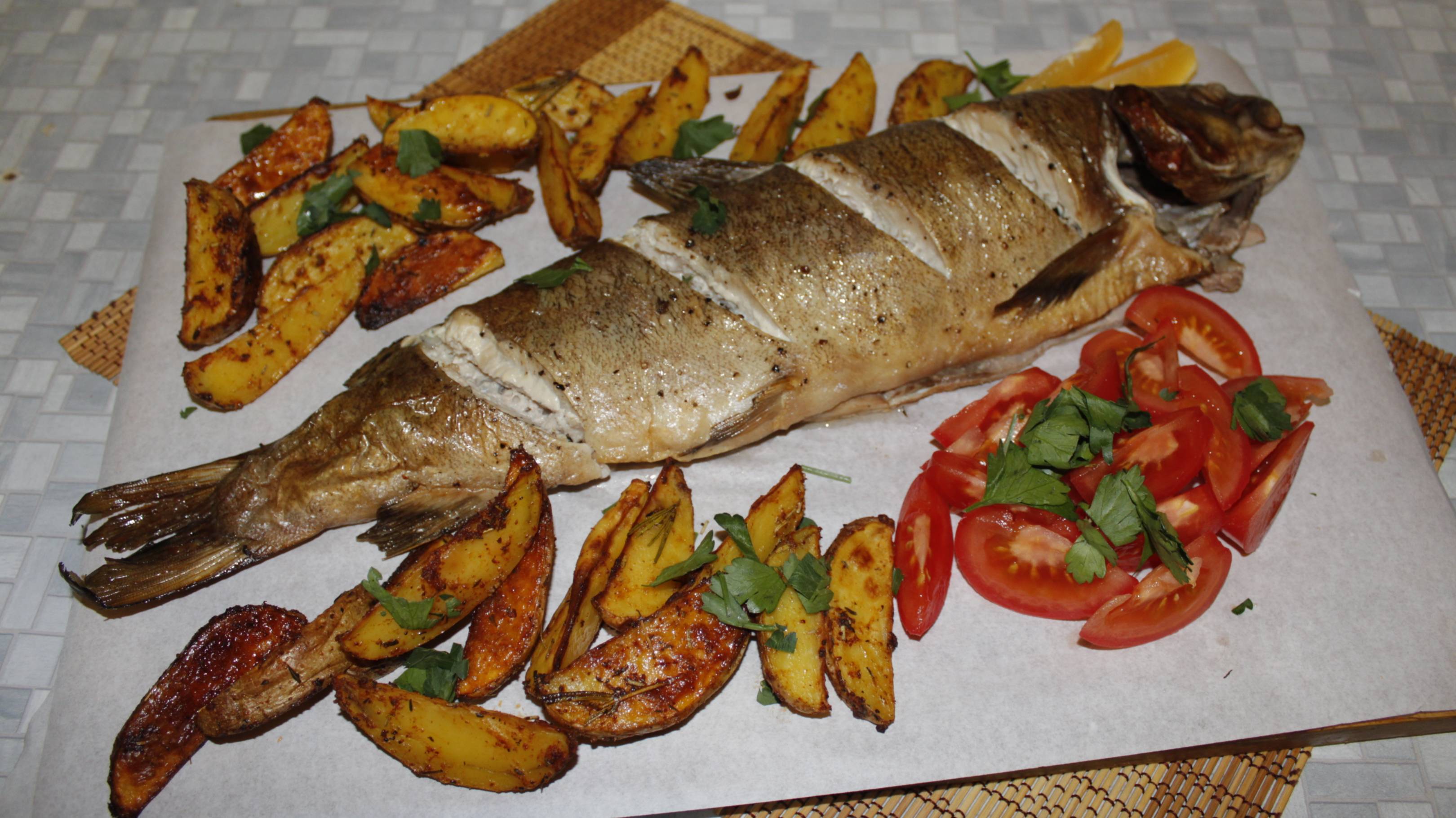 Ленок, запеченный с картошкой по-деревенски смотреть онлайн