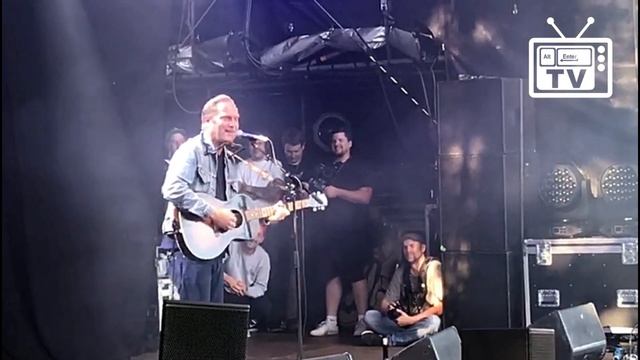 Thees Uhlmann - Liebeslied (Live @ Donots Open Air, Ibbenbüren, Grand Summer Slam, 14.09.2019) .. смотреть онлайн