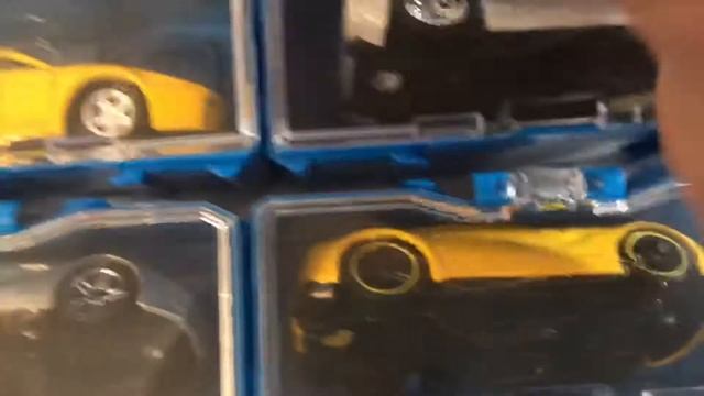 HOT WHEELS - FERRARI COLLECTION UPDATE JUNE 2020 смотреть онлайн