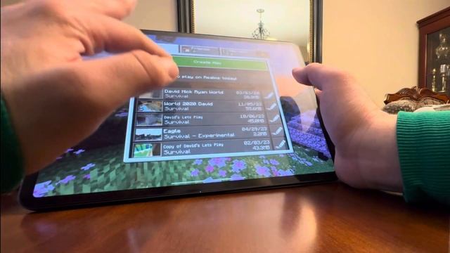 iPad Pro 3rd Gen Running iOS 14 in 2024!! смотреть онлайн