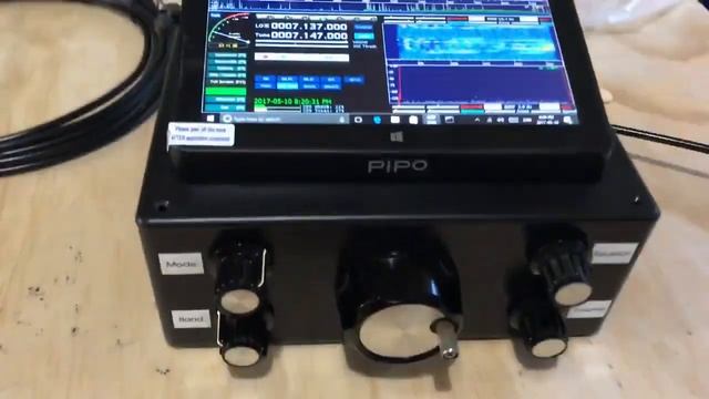 Homebrew: RTL-SDR Receiver with Arduino-powered knobs on a Pipo X8 Mini PC running HDSDR, May 2017 смотреть онлайн
