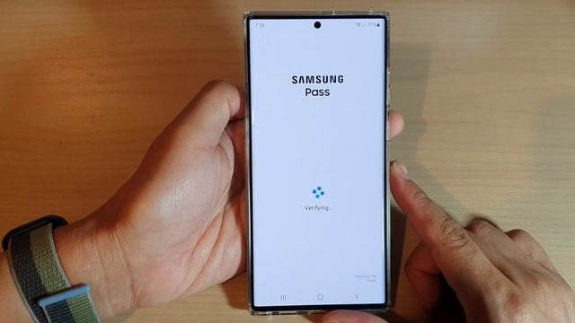 Galaxy S22/S22+/Ultra: How to Turn On/Off Verify with Samsung Pass смотреть онлайн