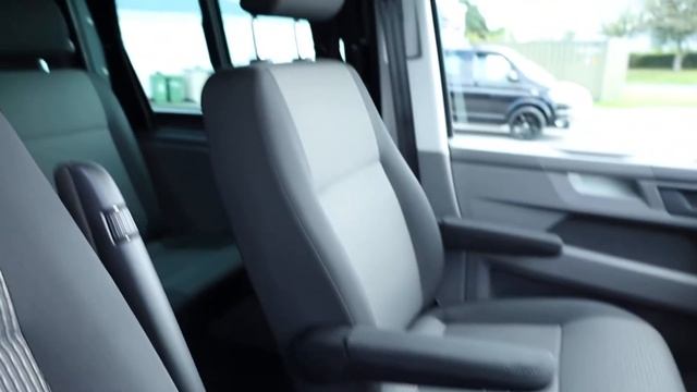 VW Transporter Highline Kombi Detailed Walkaround Walk & Talk смотреть онлайн