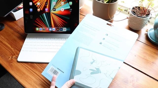 Hands-On with the Procreate 5.2 beta смотреть онлайн