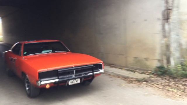 Charger General Lee - start up and drive v8 sound смотреть онлайн