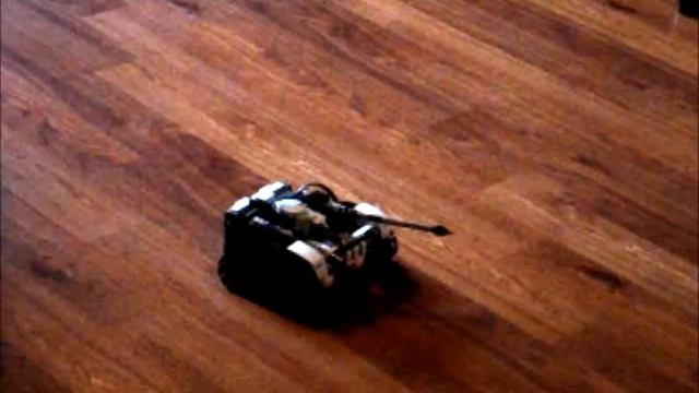 Lego Mindstorms M2 Light Tank смотреть онлайн