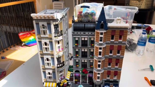Super Sized LEGO Assembly Square! смотреть онлайн