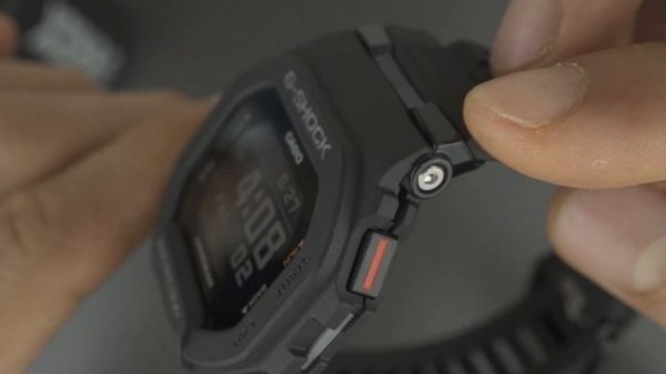 DUET MAUT! CASIO G-SHOCK GBD-100-1  VS G-SHOCK GBD-200-1