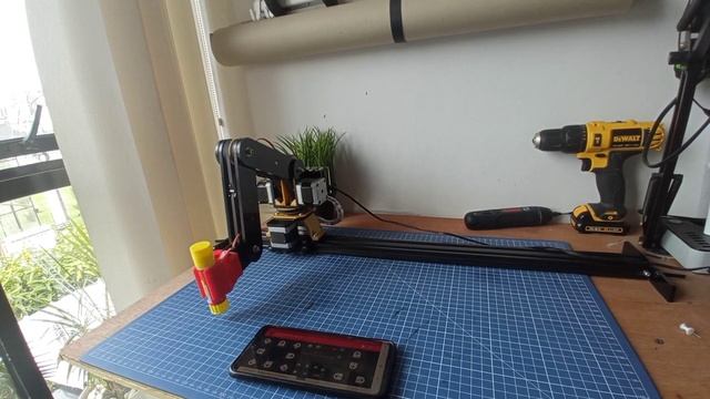 Arm Robot ESP32 Bluetooth смотреть онлайн