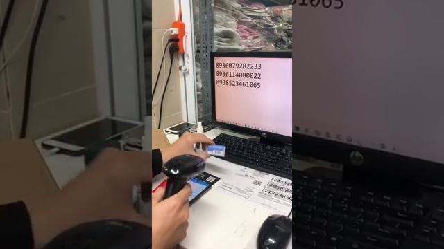 Máy quét mã vạch tia CCD YHD 1100CW 1D kết nối không dây với Máy tính смотреть онлайн