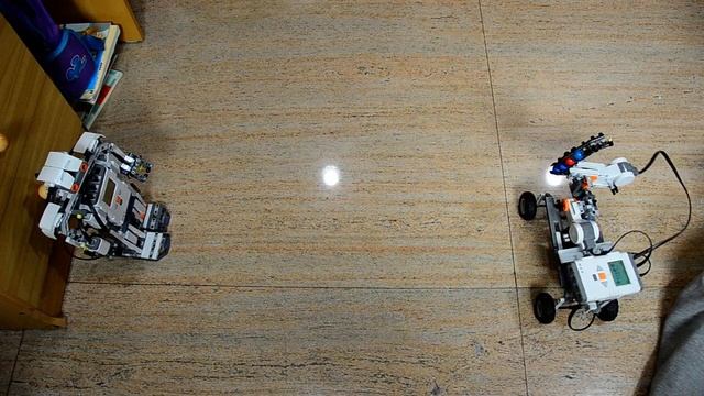 NXT shooter bot controlled by Android Phone via bluetooth смотреть онлайн