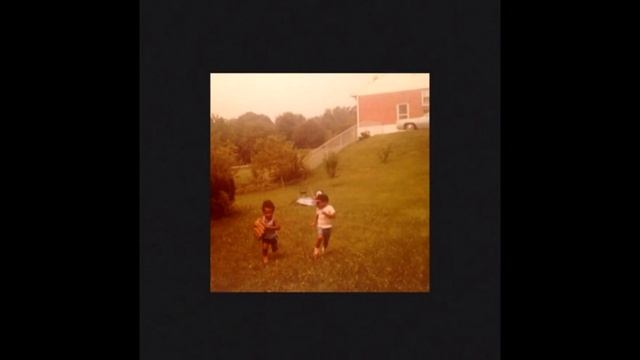 Kanye West - 30 Hours (Instrumental) смотреть онлайн