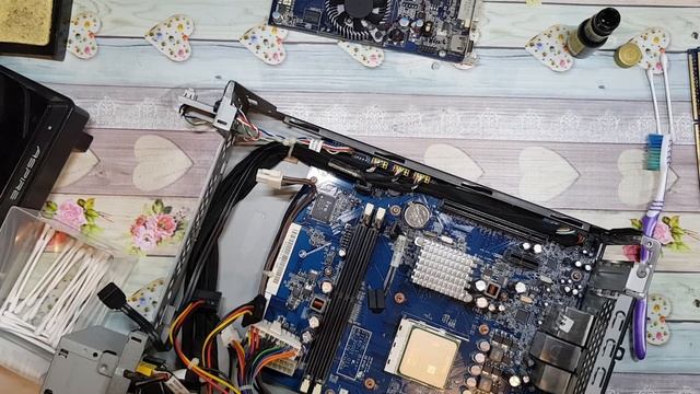 Smontaggio e accurata Pulizia Computer Acer Aspire X3200 CPU AMD смотреть онлайн
