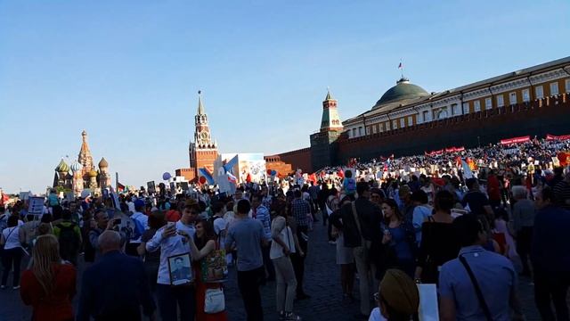 Бессмертный полк. Москва 2016. 3(7) смотреть онлайн