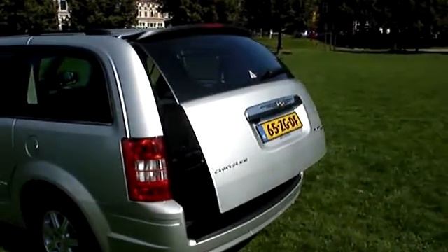 Elektrische achterklep Chrysler Grand Voyager (2008) смотреть онлайн