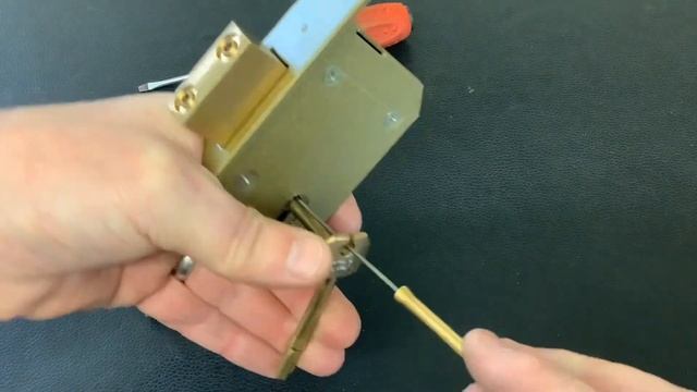 455. Mortice 5 lever deadlock picked open with simple easy to make ERA key tension tool and pick смотреть онлайн