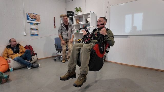 Затяжка параплана на лебедке (семинар Виталия Передереева) смотреть онлайн