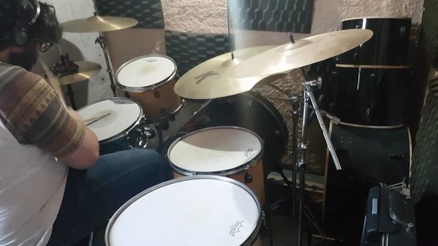 Radiohead - Paranoid Android (drum cover) смотреть онлайн