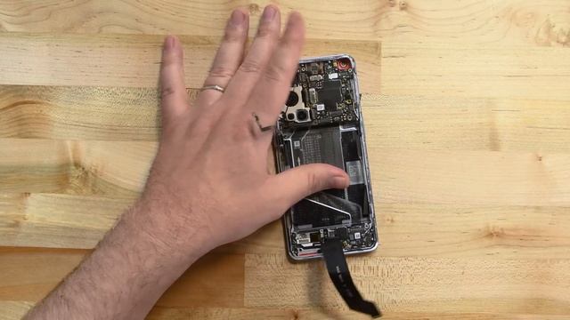 OnePlus 9 Pro Teardown: Custom Camera Sensor Revealed! смотреть онлайн