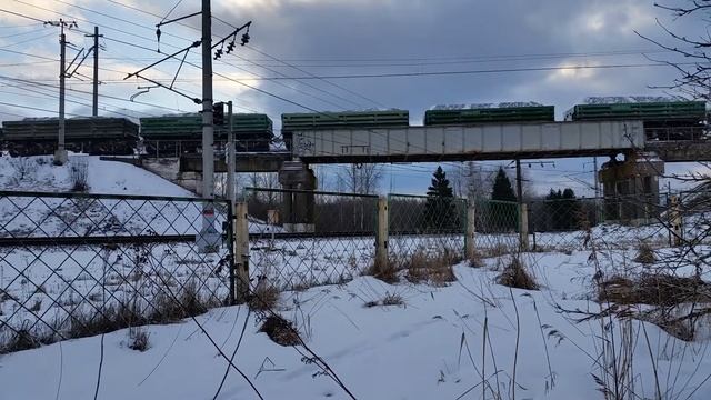 [RZD] VL10-1206 with a freight train смотреть онлайн