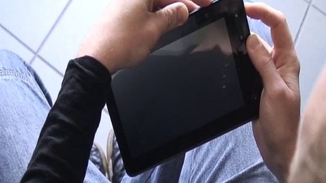 tPAD780 - Aktualizacja systemu Google Android do wersji 2.3 смотреть онлайн