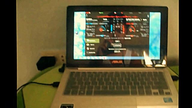 DJ Controller on Android via Wifi смотреть онлайн