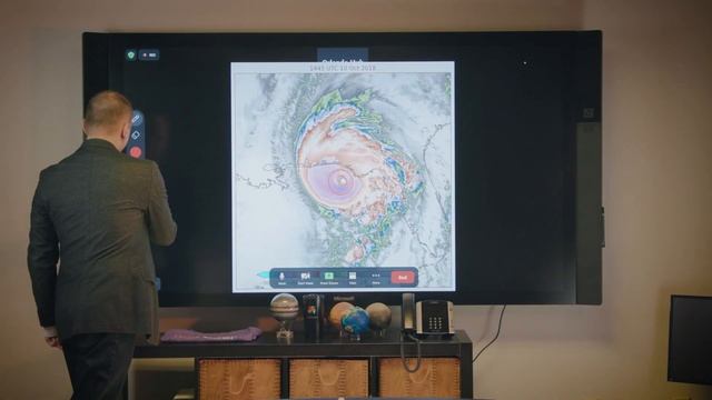 Rapid Intensification | Tropical Weather Expert Explains смотреть онлайн