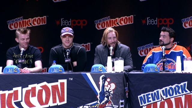 LEGO Batman 3 NYCC Panel Highlights смотреть онлайн