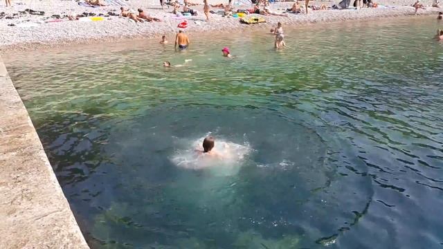 На пляже 28 августа 2015 г. смотреть онлайн
