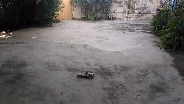 Arduino Bluetooth RC Car | Android controlled Fast RC car | Homemade RC Car | Electronic Projects смотреть онлайн