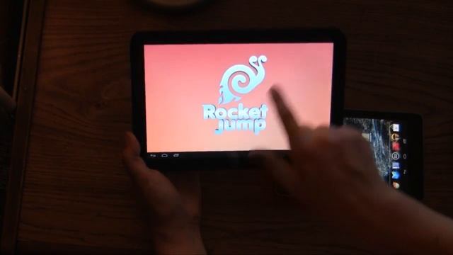Nexus 7 vs 10 Inch Android Tablet Xoom Comparison / Overview смотреть онлайн