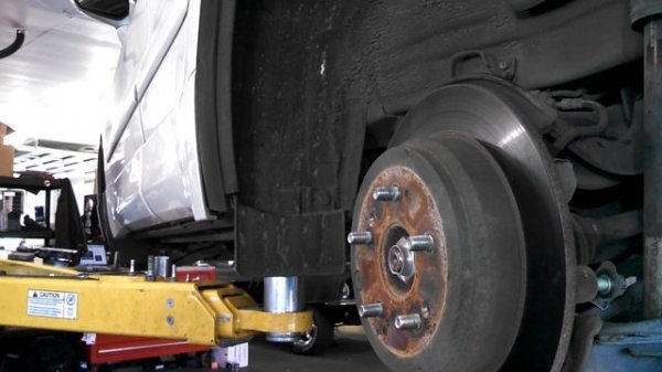 Rear brake pad replacement 2007 Acura RDX Turbo