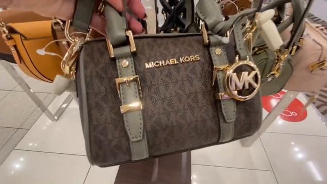 MACY’S DESIGNER HANDBAG MICHAEL KORS & COACH смотреть онлайн