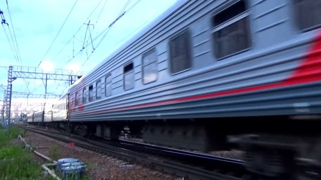 Электровоз ЭП2К-150 с пассажирским поездом №146 "Челябинск - Санкт Петербург" смотреть онлайн