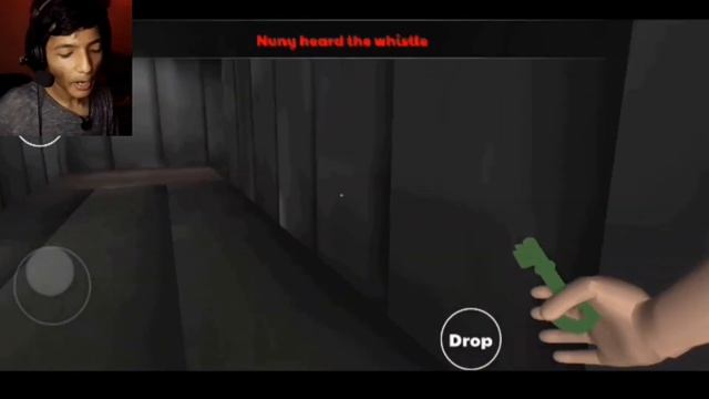 GRANNY WANTS TO KISS ME||HORROR KISS 2 ANDROID GAMEPLAY||LAZYRIAD GAMING смотреть онлайн