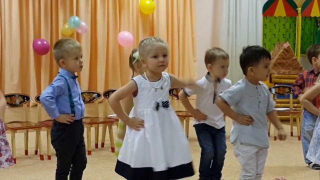 День матери в садике(3) смотреть онлайн
