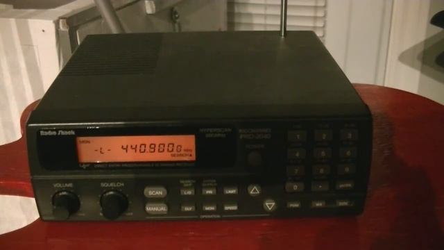 Radio Shack Pro 2040 Police scanner does work in the country смотреть онлайн