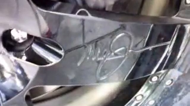 Mike Jones' Black Bentley смотреть онлайн