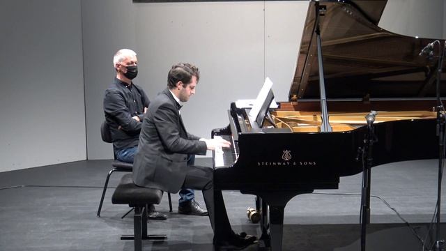 Nikita Mndoyants plays Vsevolod Zaderatski смотреть онлайн