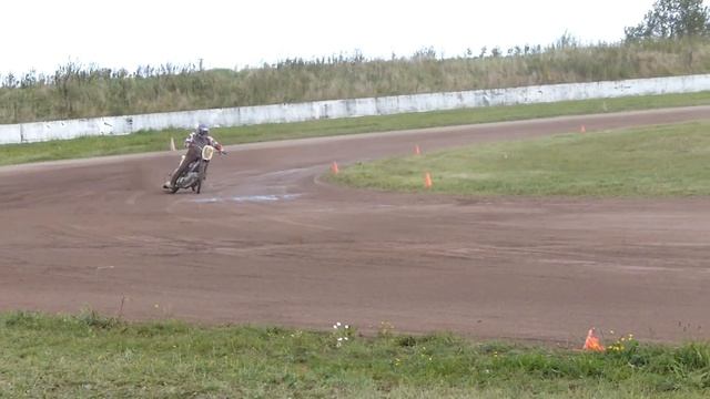 internationale grasbaanrace gouden helm roden 21 sept 2014 heat 2 1e sjoerd rozenberg смотреть онлайн