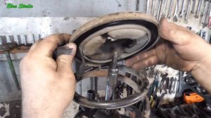 Замена верхней опоры передней стойки Mitsubishi Outlander