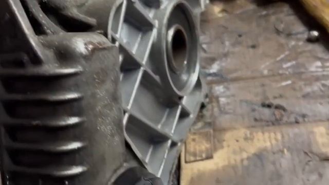 Ремонтируем раздатку ATC13 на БМВ 7er G12 плюс обзор устанавливаемых карданов (плюсы и минусы) смотреть онлайн